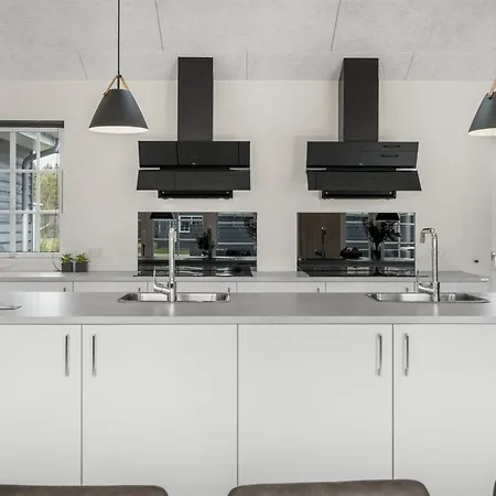 Damita - 350m From The Sea By Interhome *